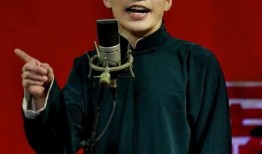 孟鹤堂爆料何九华视频,何九华幕后趣事视频曝光